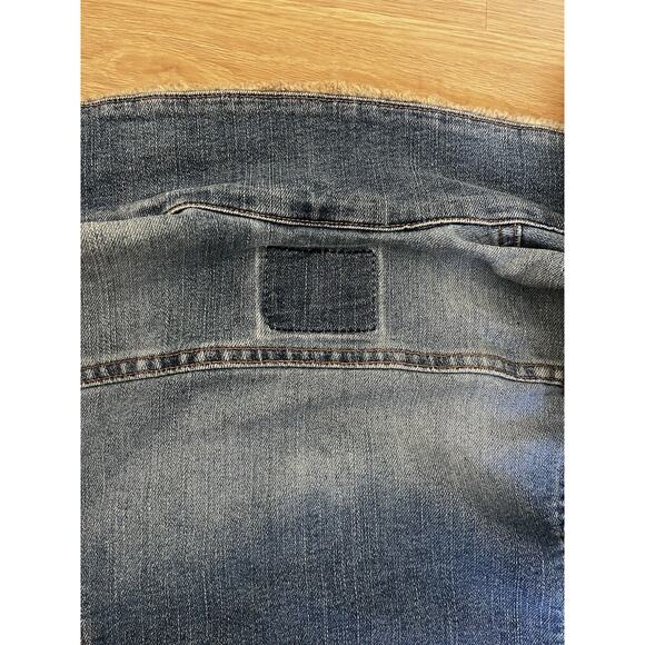 Vintage Levi’s Women’s Blue Jean Denim Faux Fur Collar Jacket M - Picture 7 of 9